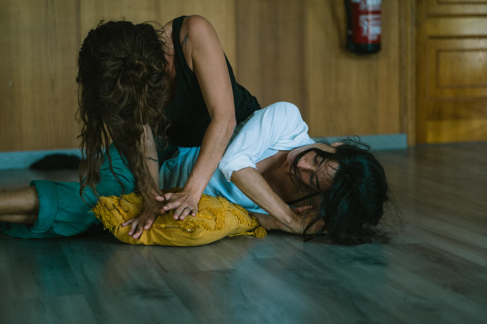 Saima Tebini durante una práctica de Contact Improvisación